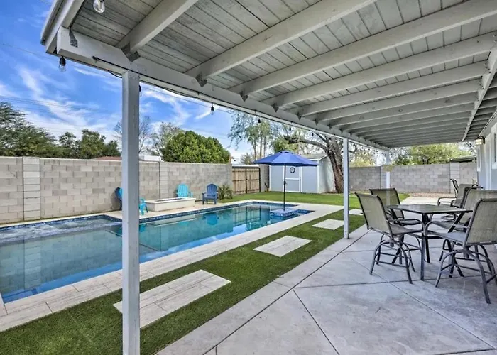 Oasis With Private Pool And